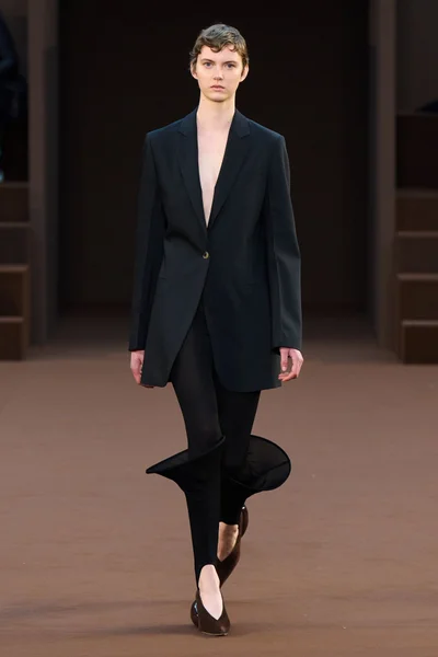 Look 36